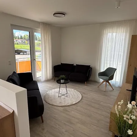 Apartment Pfingstrose